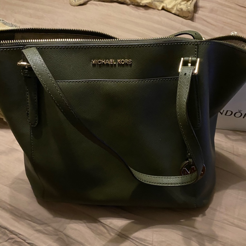 Michael Kors purse and wallet